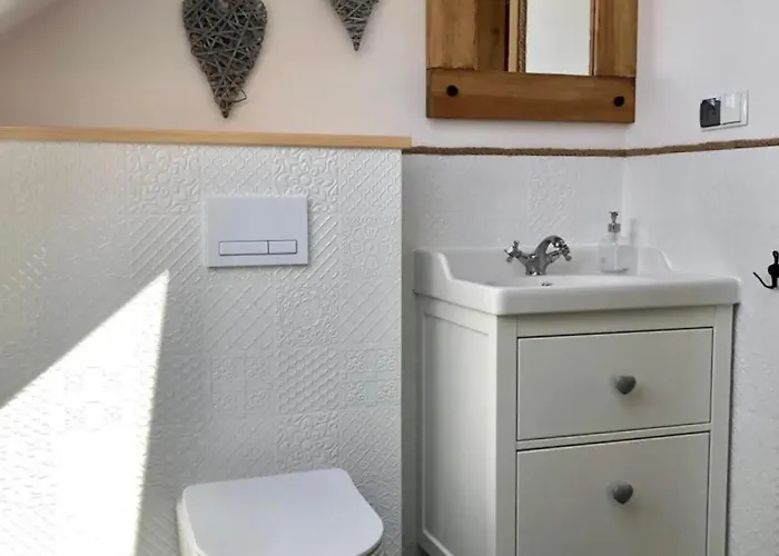 Na Kaszubach 34-2 - Ostoja Bukowo * Borowy Mlyn